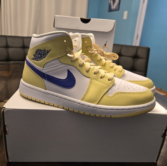 Women's Air Jordan 1 Mid - Lemon Wash/Lapis/white Size 9 - Picture 1 of 7